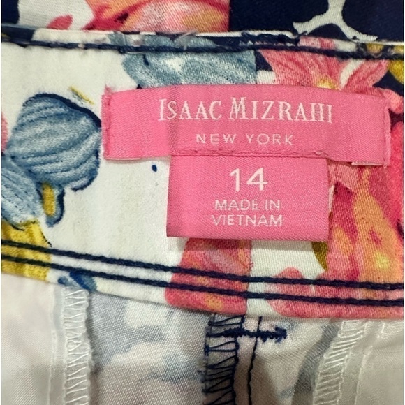 ISAAC MIZRAHI Floral Shorts, EUC! - Picture 4 of 5